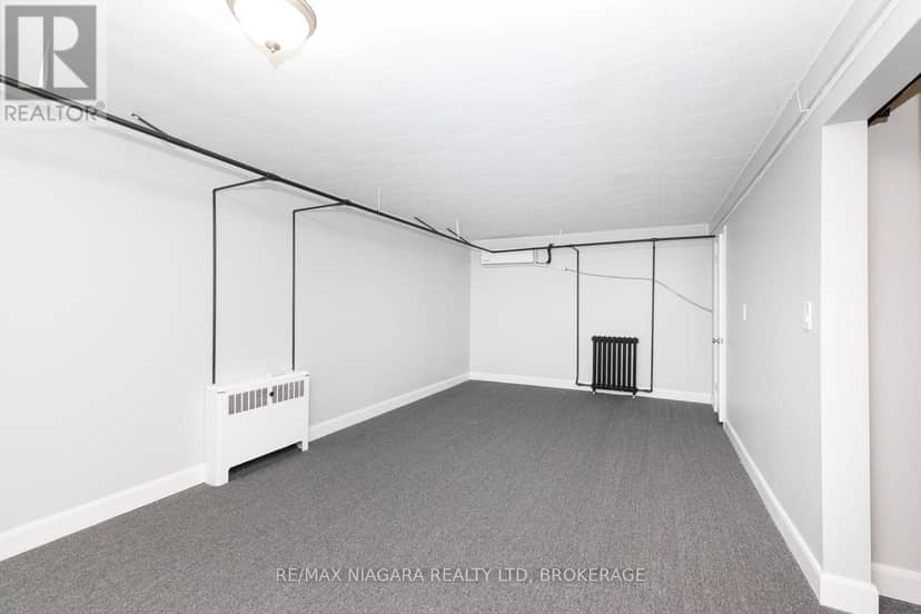210 Taylor Street — photo 23 of 37