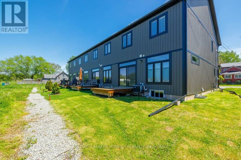 59 Omer Avenue — photo 32 of 40