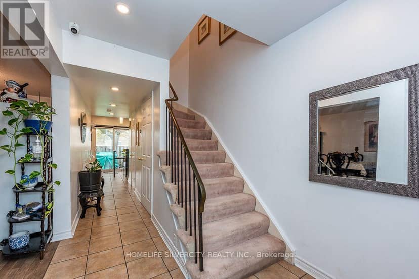 36 - 900 Central Park Drive, Brampton, photo 7