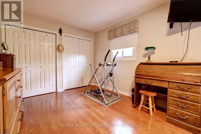 1027 Serdica Court — photo 16 of 36