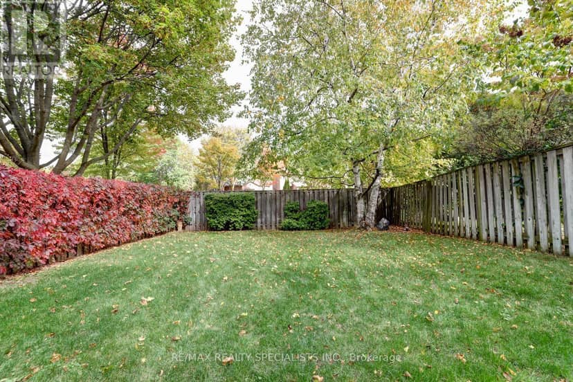 1027 Serdica Court — photo 33 of 36