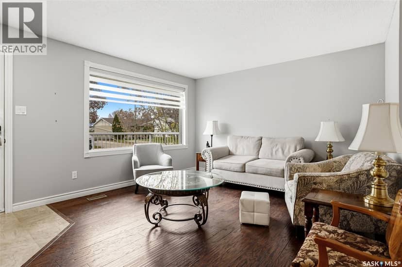 747 Sneddon STREET, Regina, photo 5