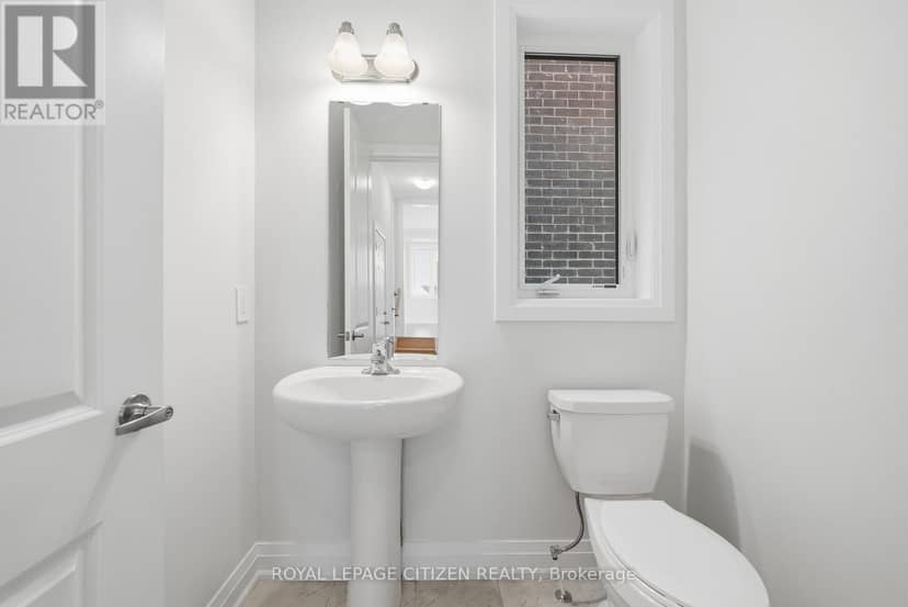 96 Butler Boulevard — photo 39 of 40