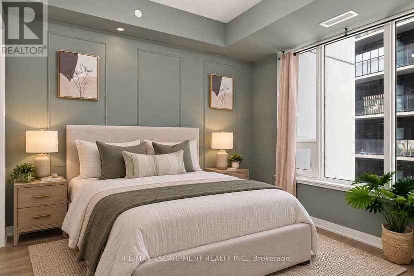 812 - 212 King William Street — photo 12 of 26