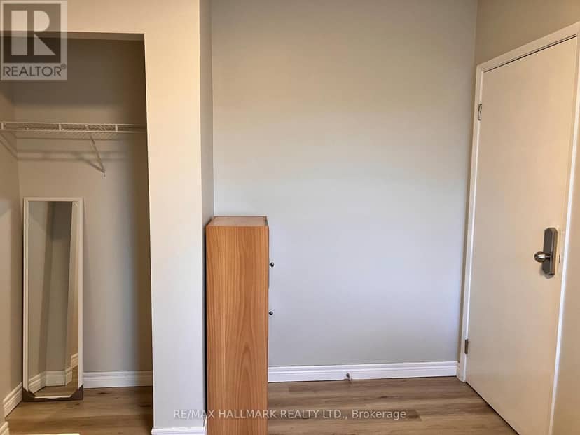 301 - 271 Lester Street — photo 7 of 15