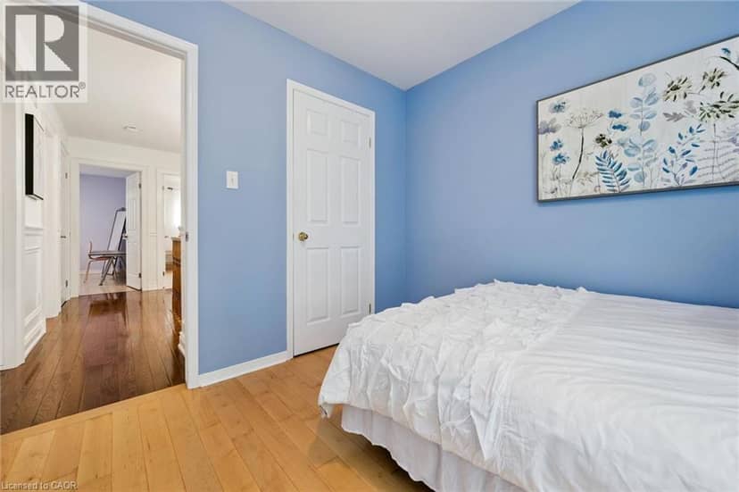 3092 SHANNON Crescent — photo 28 of 40