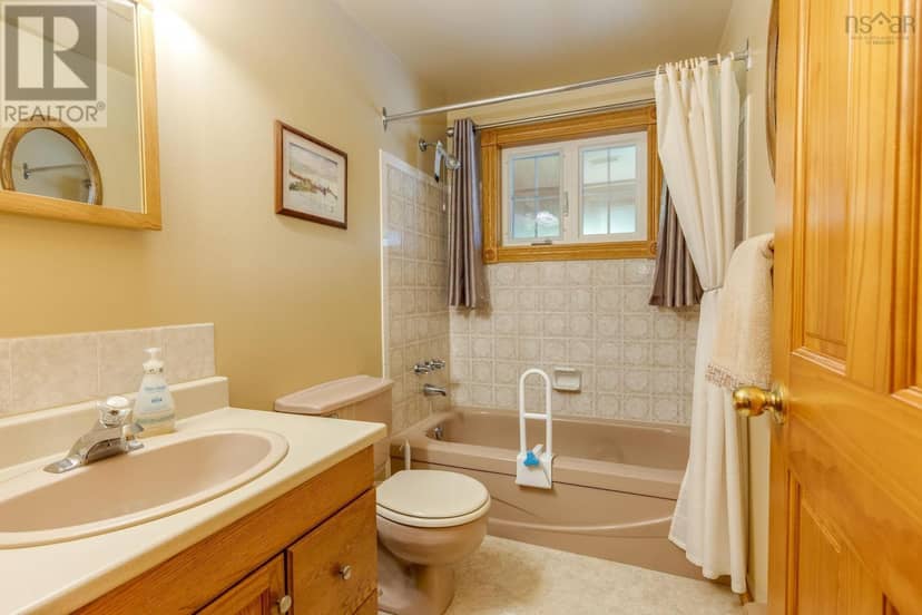 143 Oliver Road — photo 36 of 40