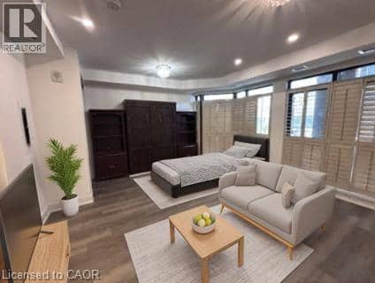 112 KING Street E Unit# 410 — photo 10 of 17