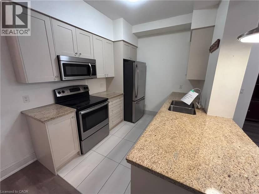 112 KING Street E Unit# 410 — photo 6 of 17