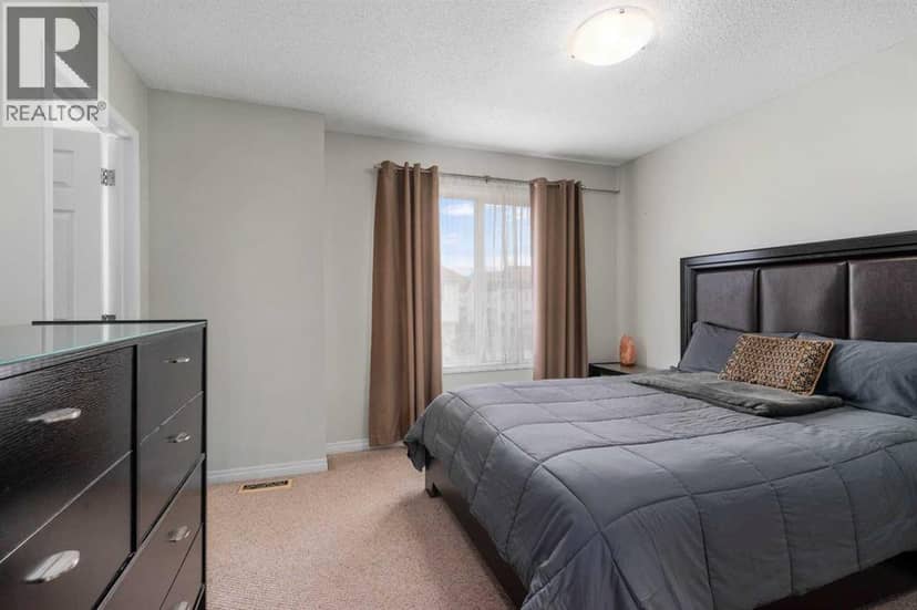 231 Copperfield Lane SE — photo 14 of 37