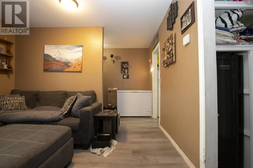 666 Shafer AVE — photo 24 of 30