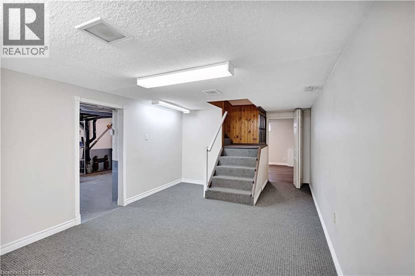 177 ST GEORGE Street — photo 30 of 40