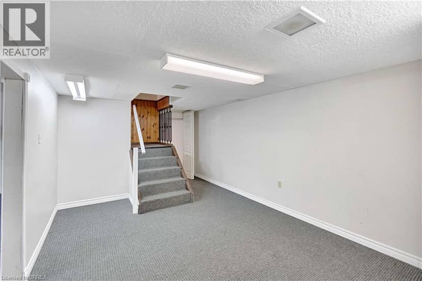 177 ST GEORGE Street — photo 29 of 40