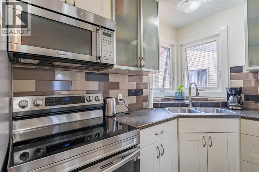 44 Templehill Drive NE — photo 9 of 40