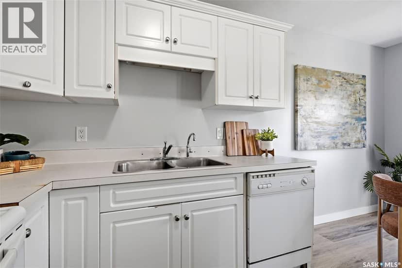 2266 Atkinson STREET — photo 13 of 36