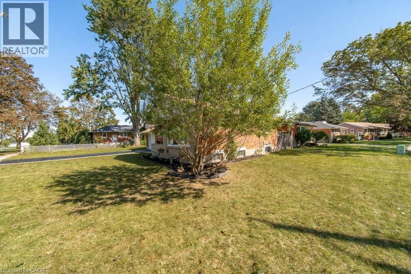18 MAYWOOD Road — photo 34 of 40