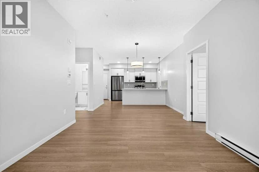 3413, 33 Carringham Gate NW — photo 30 of 40