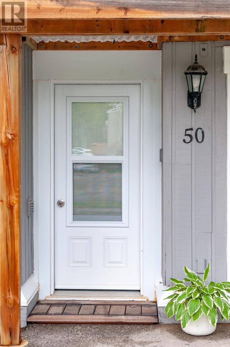 50 - 19 Dawson Drive — photo 9 of 10
