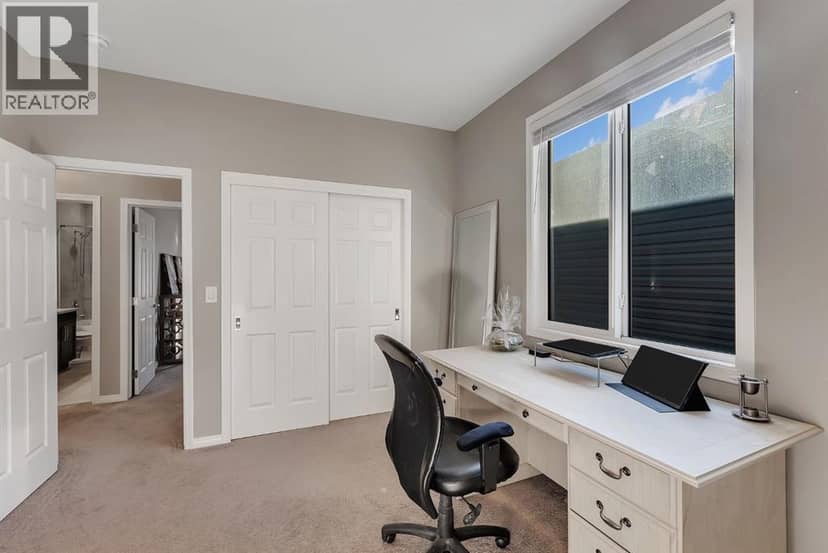 32 Carrington Manor NW — photo 37 of 40