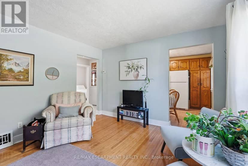 600 Hager Avenue, Burlington, photo 7