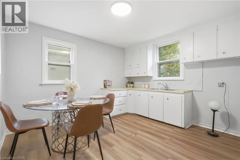 140 AUBURN Avenue — photo 12 of 36