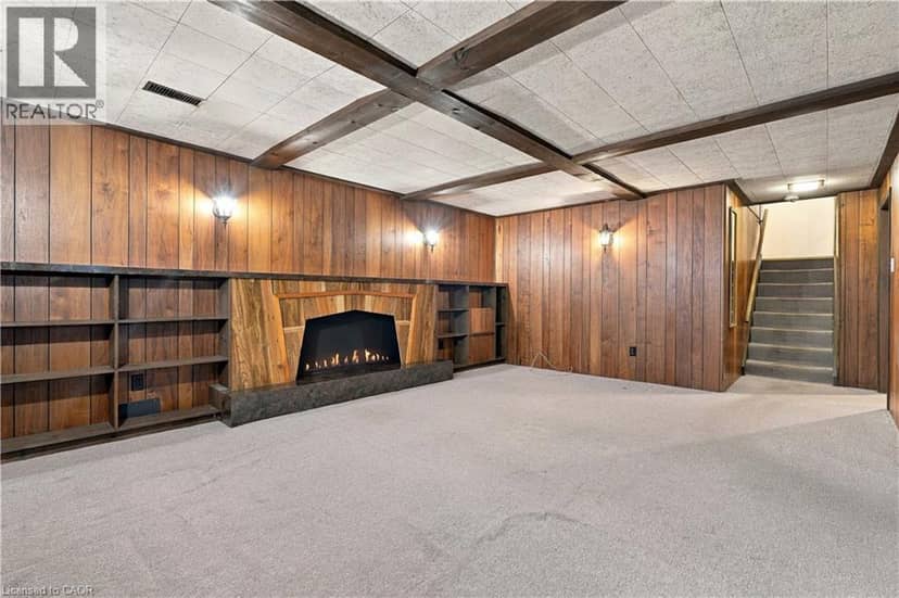 688 CHERRYWOOD Drive — photo 33 of 40