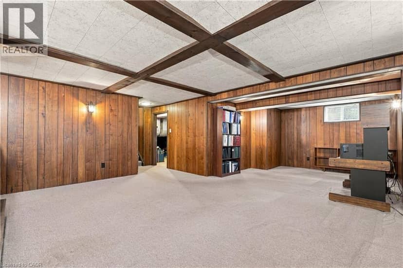 688 CHERRYWOOD Drive — photo 35 of 40