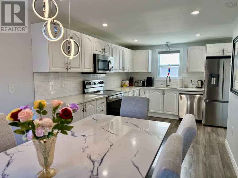 1321 Terence Bay Road — photo 9 of 34