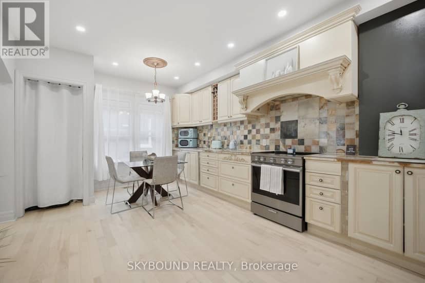27 Rowe Street — photo 10 of 40