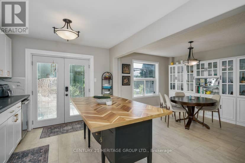 1919 Applewood Avenue — photo 12 of 32