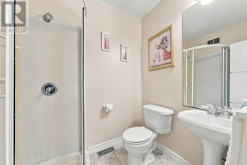 2643 County Rd 13 — photo 23 of 40