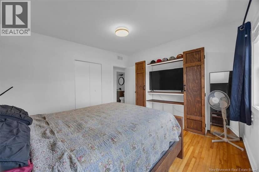 26 Muriel Avenue — photo 21 of 33