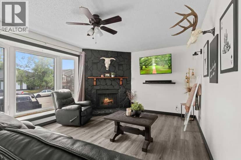 4818 52 Street, Olds, photo 2