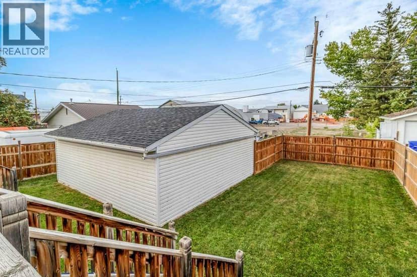 4818 52 Street — photo 25 of 36