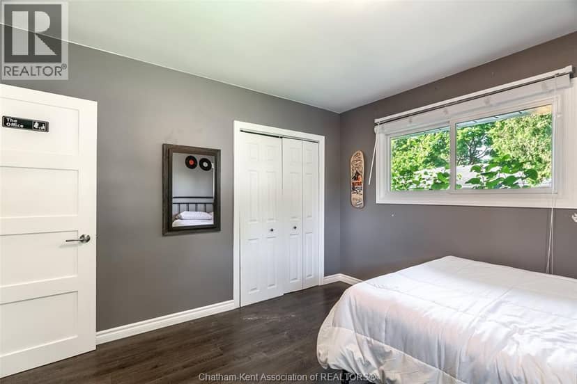 71 McFarlane AVENUE — photo 13 of 32