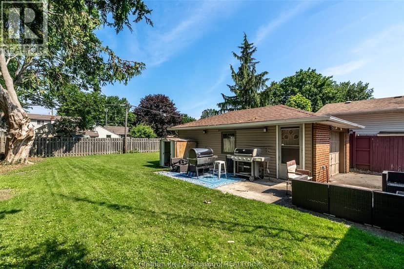 71 McFarlane AVENUE — photo 29 of 32