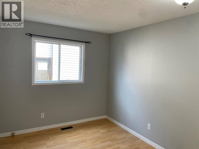 33 Graham Road — photo 12 of 23