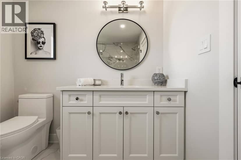 204 FALLINGBROOK Drive — photo 33 of 40
