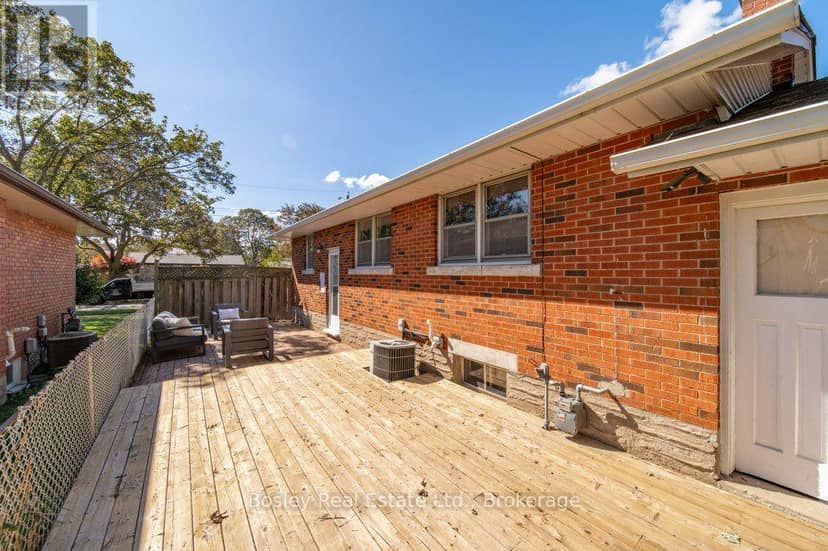 18 Maywood Road — photo 34 of 40