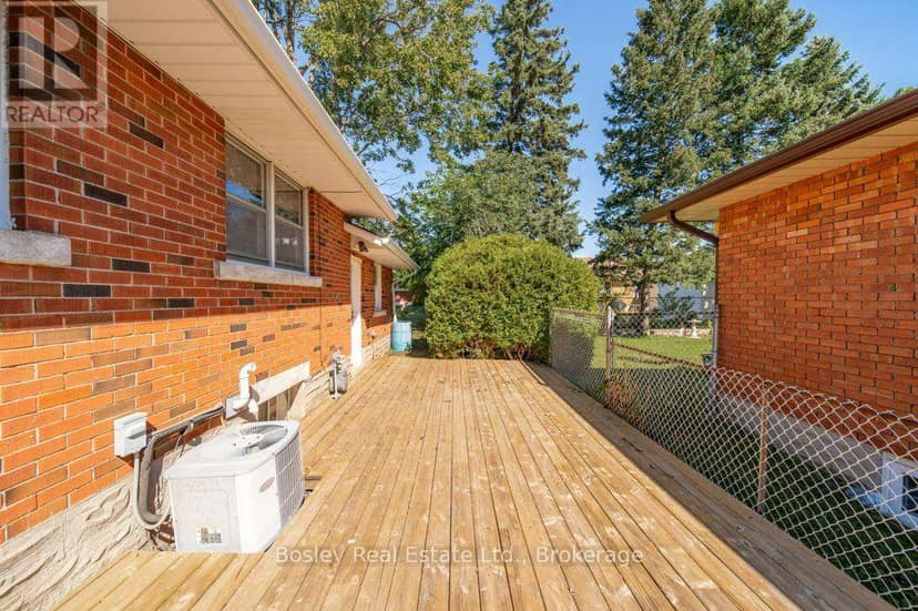 18 Maywood Road — photo 36 of 40