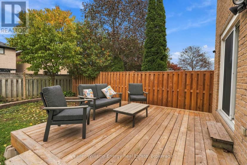 20 Caleche Avenue — photo 38 of 40