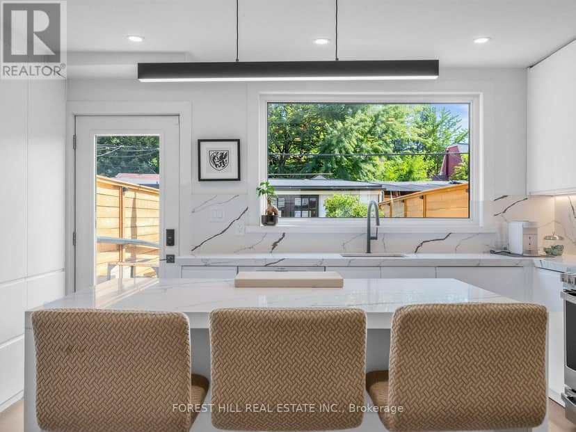 87 Palmerston Avenue — photo 10 of 33
