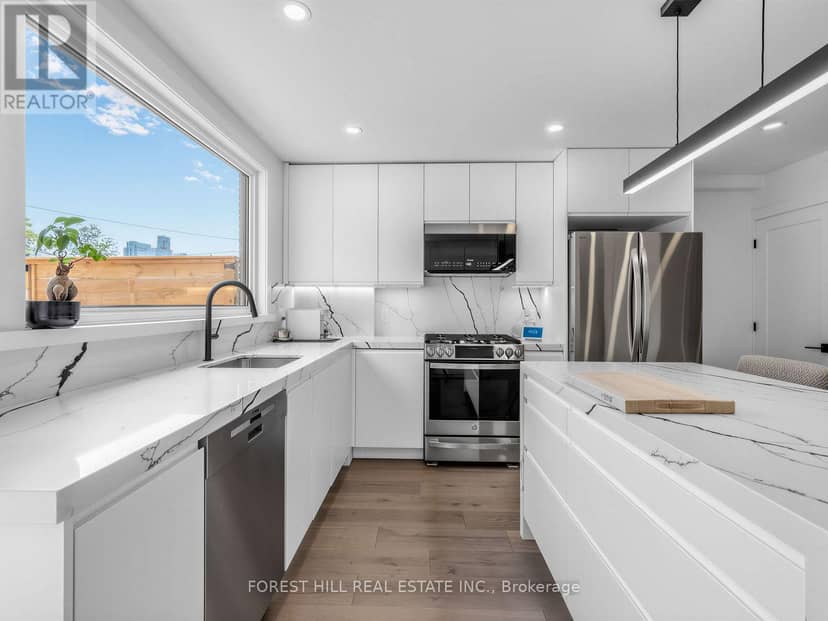 87 Palmerston Avenue — photo 12 of 33