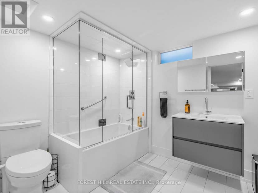 87 Palmerston Avenue — photo 17 of 33