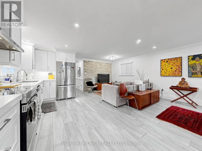 497 Northcliffe Boulevard — photo 11 of 31