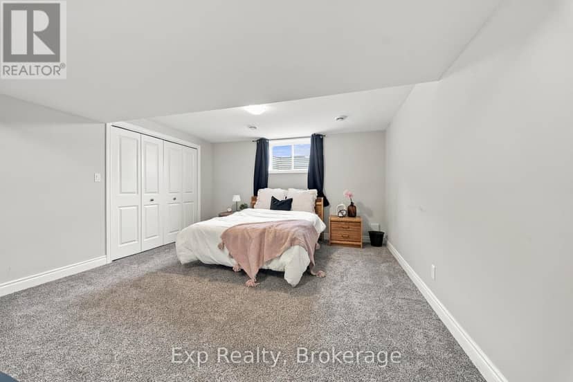 14 Lehtinen Crescent — photo 29 of 40