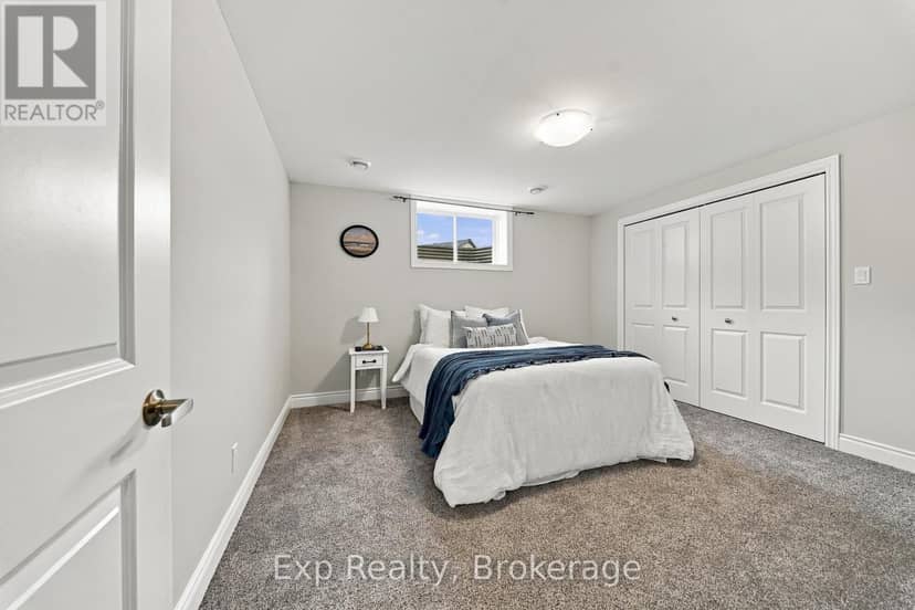 14 Lehtinen Crescent — photo 31 of 40