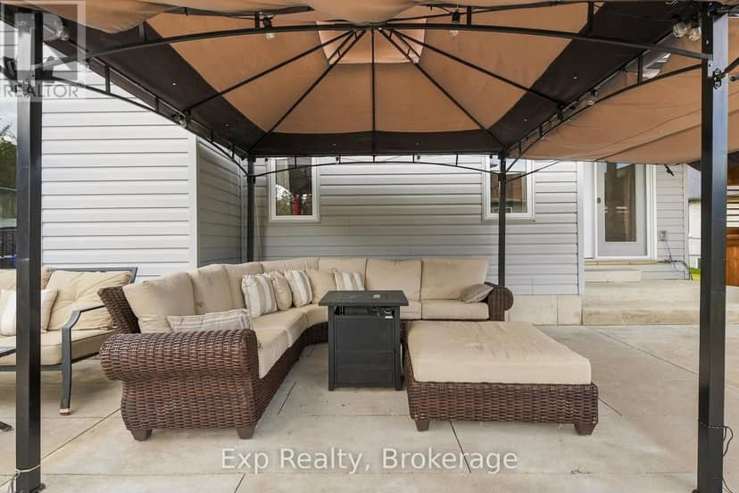 14 Lehtinen Crescent — photo 37 of 40