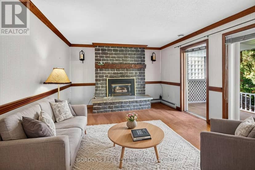 679 Palace Road — photo 27 of 40