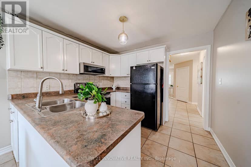 30 Castle Green Drive — photo 18 of 40